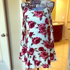 Adorable rose hippie dress